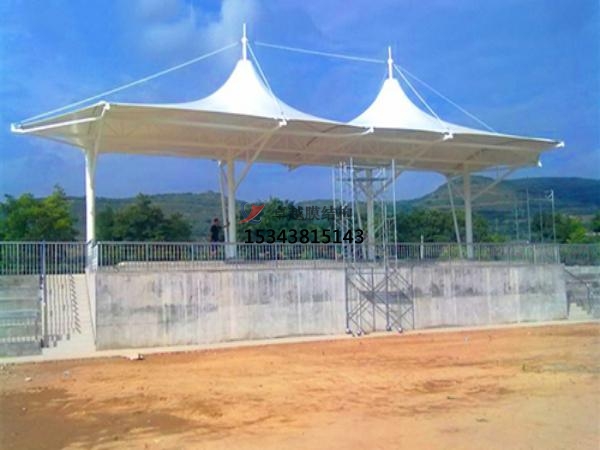 橫山<font color='red'>膜結(jié)構(gòu)看臺</font>/舞臺/主席臺設計施工