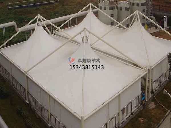 污水池反吊膜結(jié)構(gòu)的費(fèi)用包含哪些內(nèi)容？