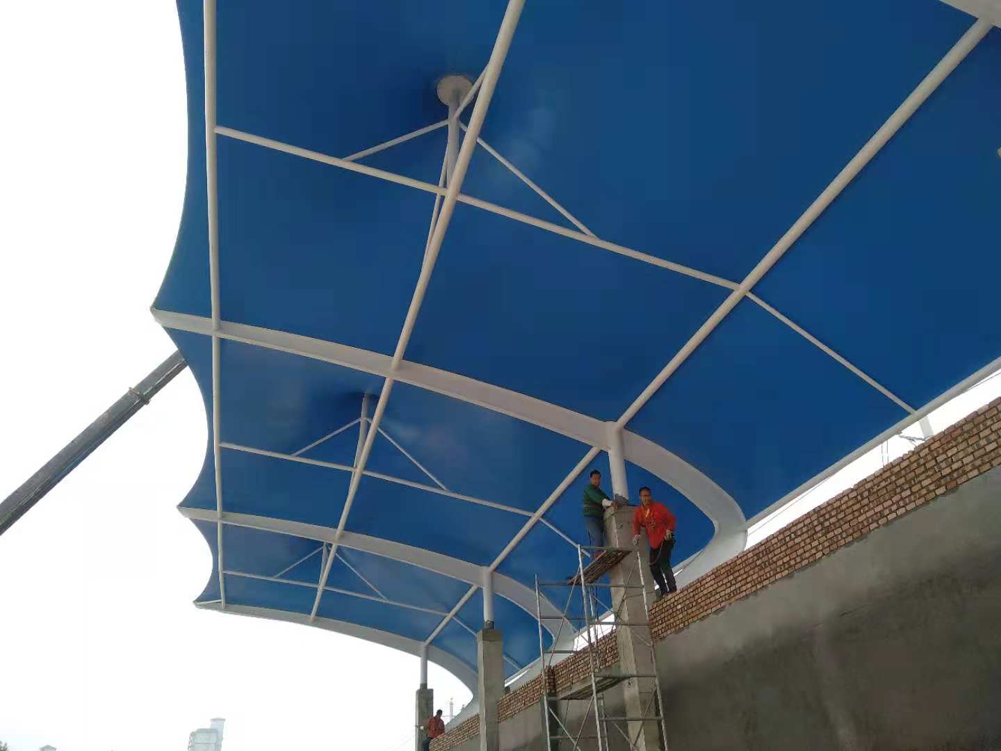 如何對(duì)膜結(jié)構(gòu)工程進(jìn)行維護(hù)保養(yǎng)？