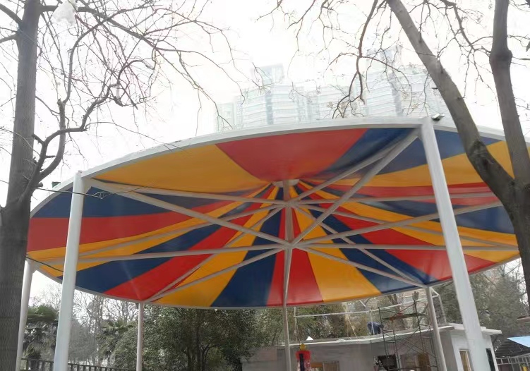 炎炎夏日，游樂場遮陽棚引領(lǐng)清涼潮流