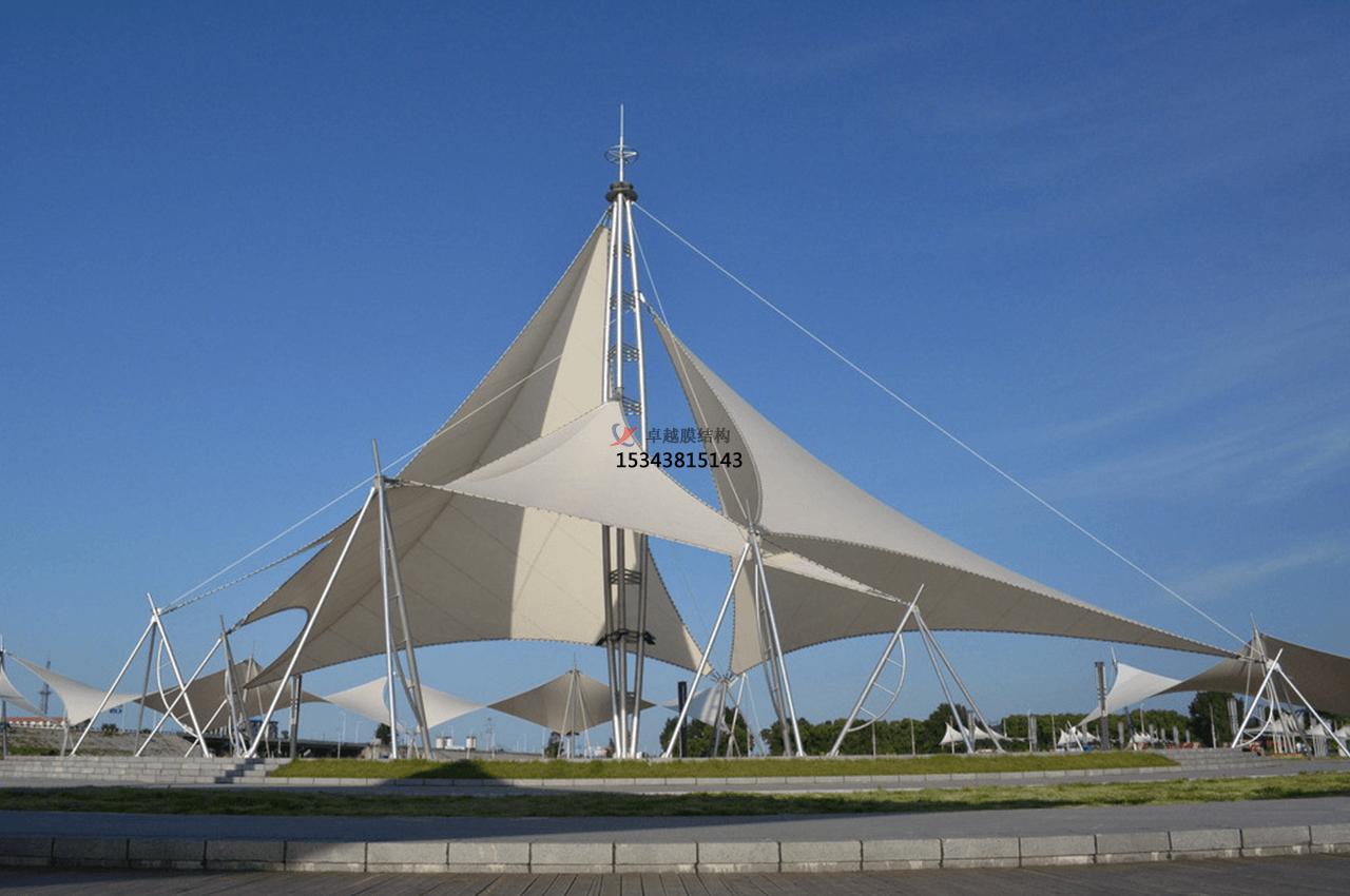 許昌膜結(jié)構(gòu)體育看臺(tái)、停車棚膜材廠家