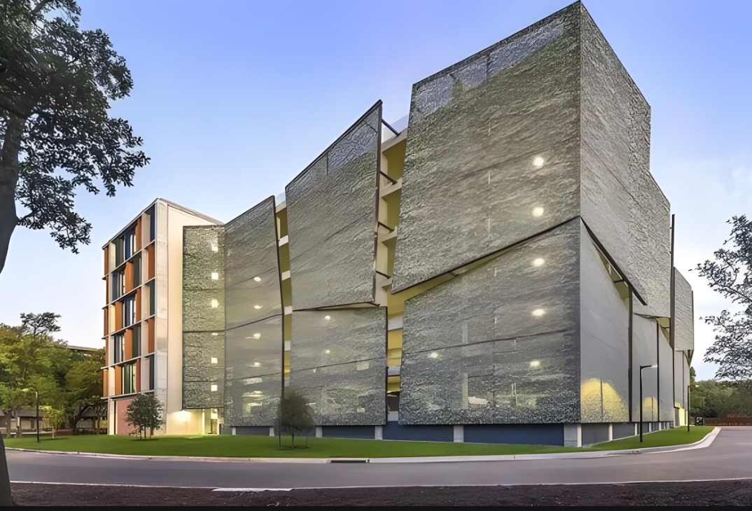 索膜結(jié)構(gòu)安裝工程什么樣？